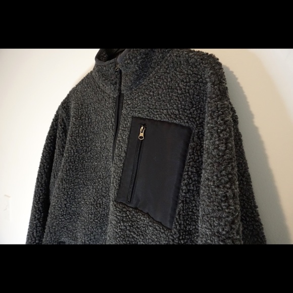 Fleece jacket bundle - Picture 5 of 6